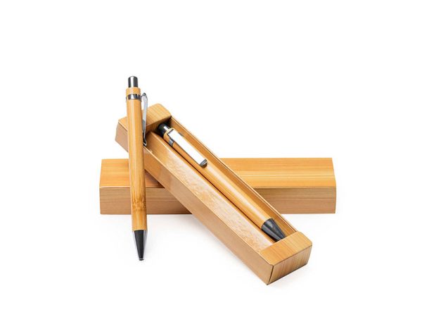 2186.71.jpg MADERA